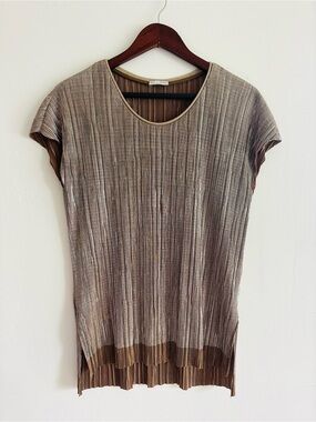 Zara Metallic Gold Pleated Short Sleeve Top